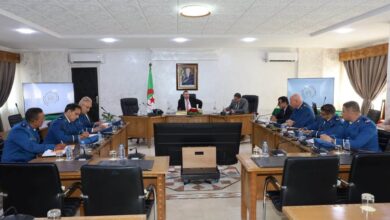 اجتماع تنسيقي لوزير الداخلية الجزائري حول التصدي للهجرة غير الشرعية