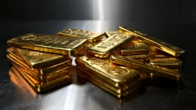 الذهب يتراجع مع اتجاه المستثمرين لجني الأرباح وترقب قرار الفائدة الأمريكية