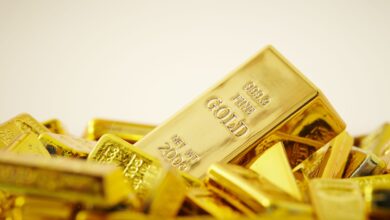الذهب يتراجع لأدنى مستوى في أسبوع وسط توقعات برفع أسعار الفائدة