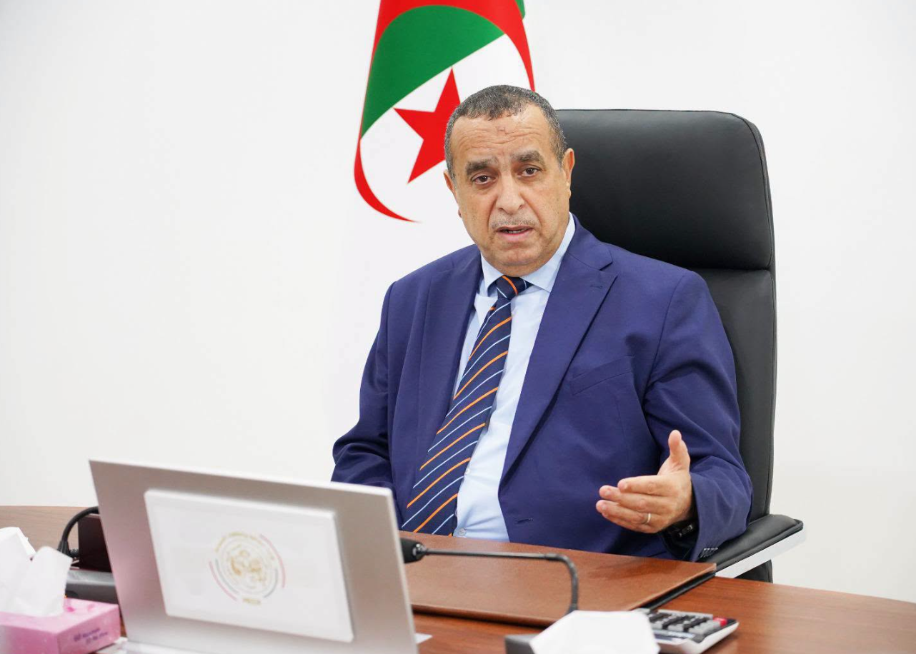 وزير الطاقة والطاقات المتجددة الجزائري مراد عجال
