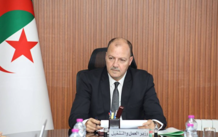 وزير العمل الجزائري محمد حطاب